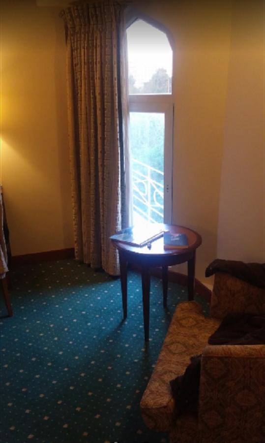 Embassy Inn, كراتشي المظهر الخارجي الصورة